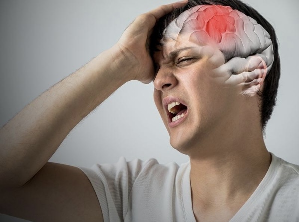 Sinh viên 22 tuổi đột quỵ lúc 4 giờ sáng phải lên bàn mổ ngay lập tức: Những dấu hiệu DỄ THẤY và ĐƯỢC BÁO TRƯỚC, nhưng bị xem nhẹ- Ảnh 1.