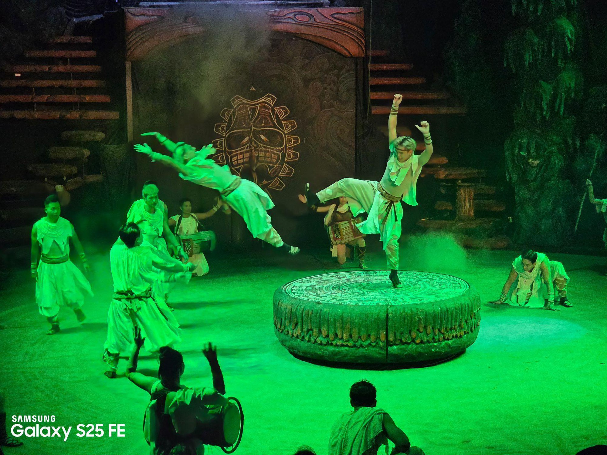 Khám phá show diễn đắt khách cùng Galaxy S25 FE: Galaxy AI lo từ A-Z!- Ảnh 5. Khám phá show diễn đắt khách cùng Galaxy S25 FE: Galaxy AI lo từ A-Z!- Ảnh 5.