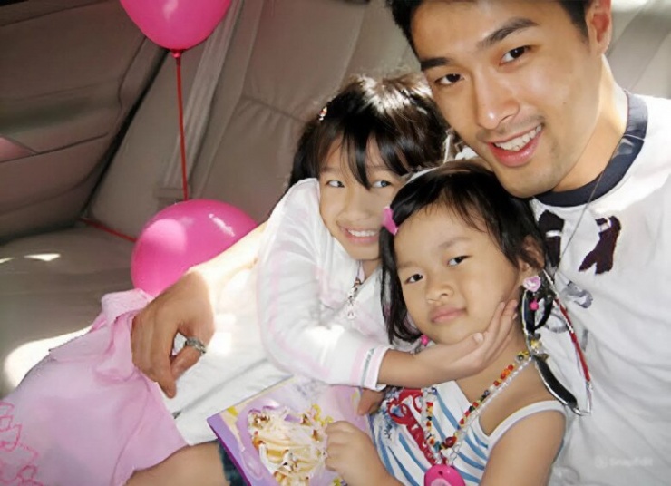 Con g&aacute;i &uacute;t k&iacute;n tiếng của Johnny Tr&iacute; Nguyễn: Nhan sắc như Hoa hậu, đ&atilde; dọn sang Mỹ ở ri&ecirc;ng- Ảnh 6.