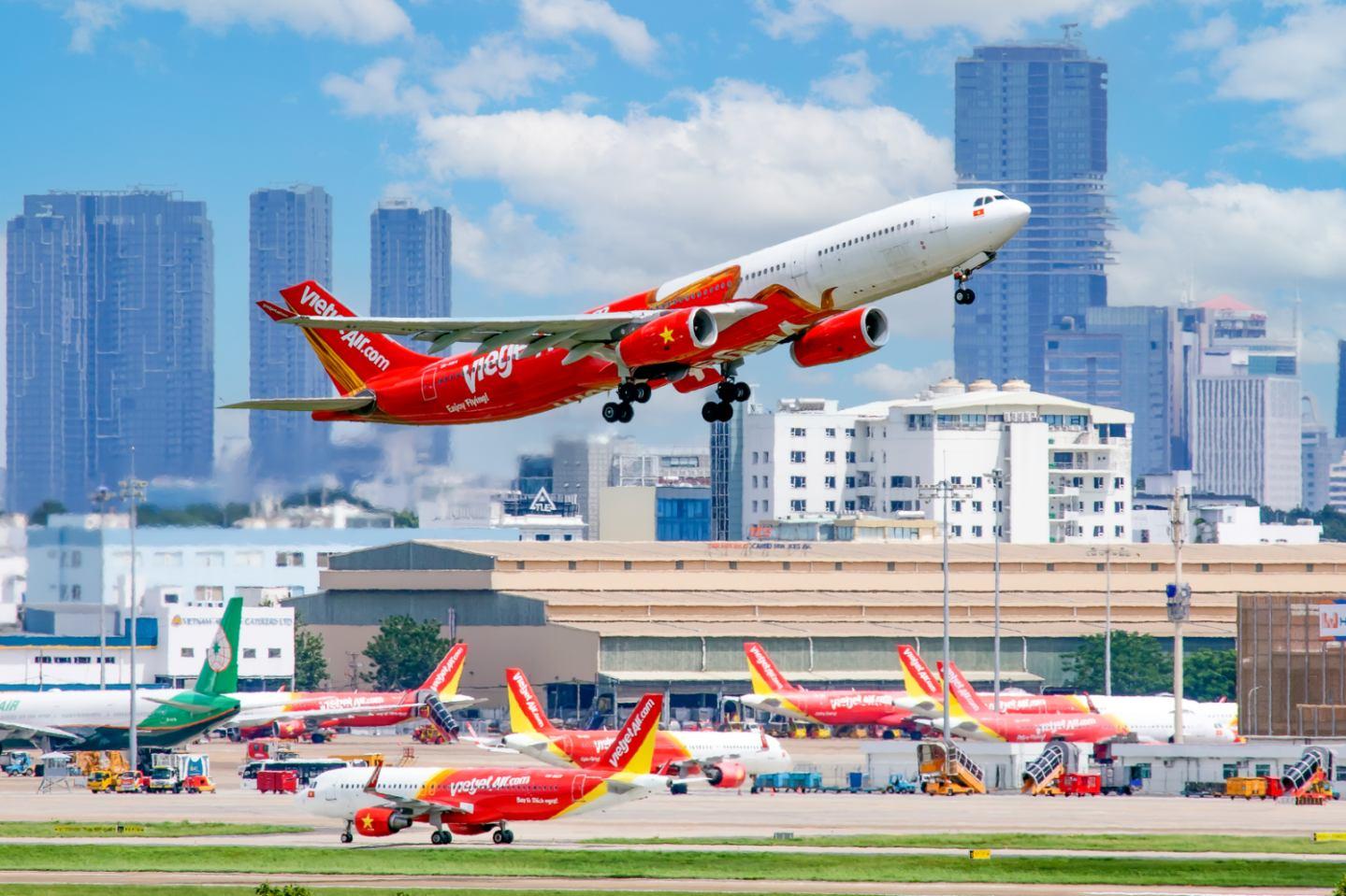 Đặt v&eacute; bay m&ugrave;a thu, nhận mu&ocirc;n v&agrave;n ưu đ&atilde;i c&ugrave;ng Vietjet- Ảnh 1.