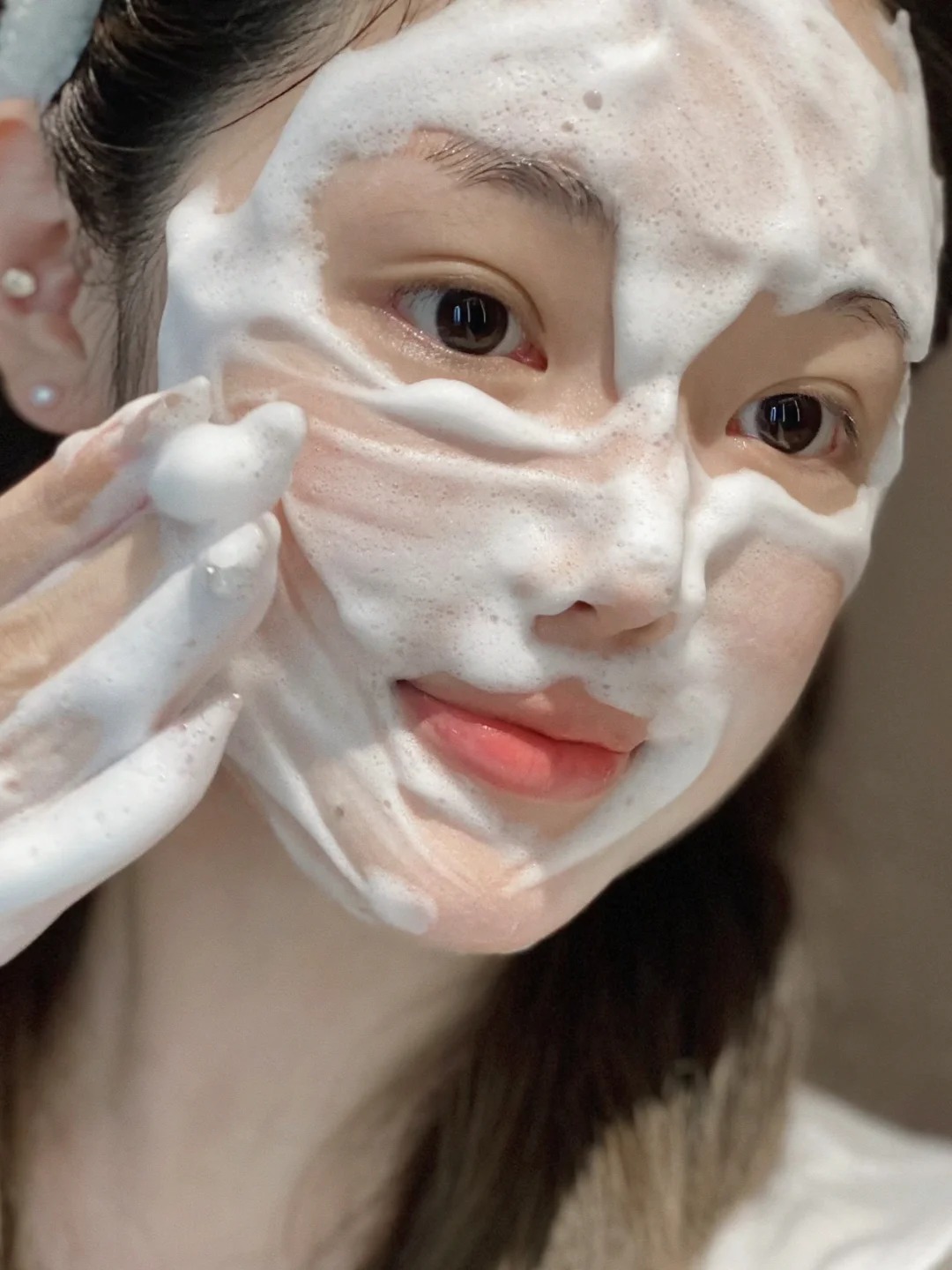 Vì sao không nên rửa mặt buổi sáng?- Ảnh 5. Vì sao không nên rửa mặt buổi sáng?- Ảnh 5.