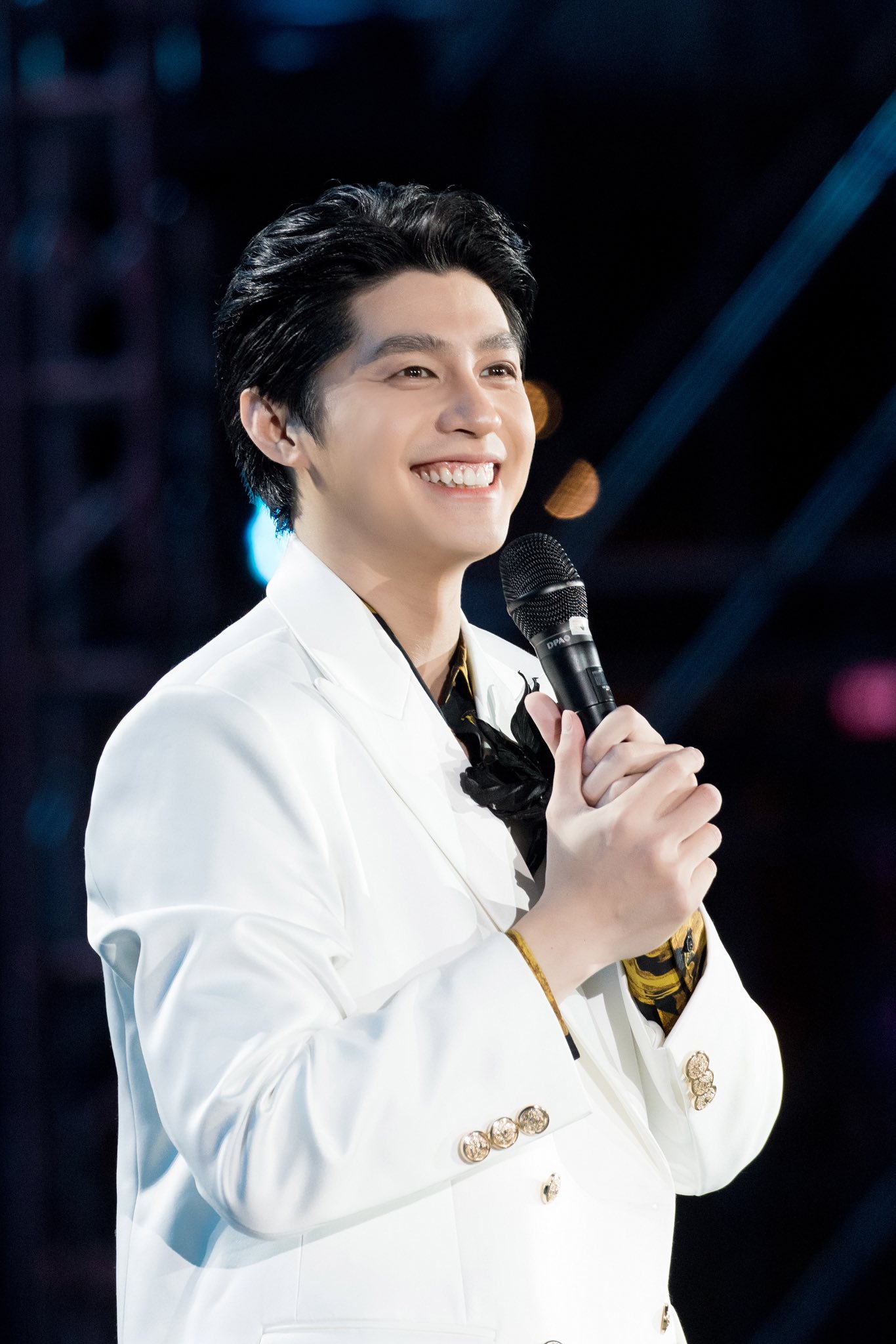 Nam ca sĩ Vbiz sống c&ocirc; đơn trong căn biệt thự 30 tỷ, 36 tuổi c&oacute; đủ tiền t&agrave;i danh tiếng chỉ thiếu mỗi điều n&agrave;y- Ảnh 10.