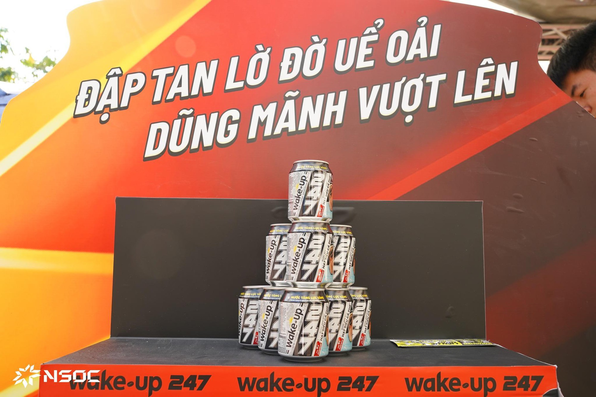 Wake-up 247 tiếp năng lượng cho sinh viên “bùng nổ” cùng NSOC 2025- Ảnh 5. Wake-up 247 tiếp năng lượng cho sinh viên “bùng nổ” cùng NSOC 2025- Ảnh 5.