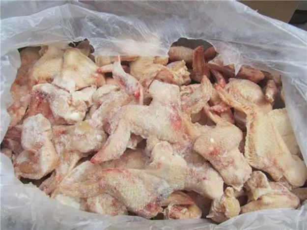 4 loại thịt đ&aacute;ng lẽ phải BỊ CẤM từ l&acirc;u, vậy m&agrave; nhiều người vẫn ăn- Ảnh 2.