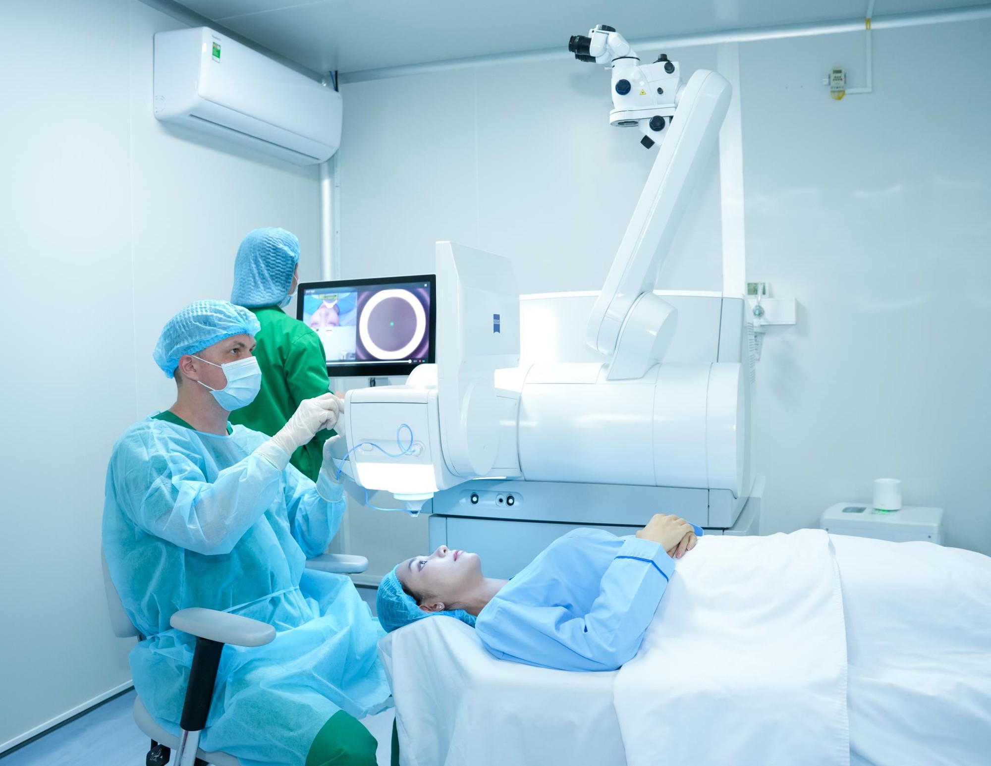 Muốn mổ cận nhưng sợ đau, sợ lâu, sợ mất nhiều thời gian hồi phục? Đó là do bạn chưa biết tới phương pháp này- Ảnh 3.