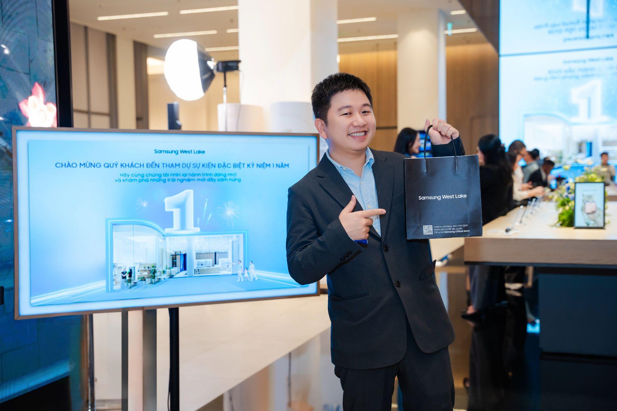 Hành trình 1 năm, dấu ấn công nghệ và phong cách sống mang tên Samsung West Lake- Ảnh 4.