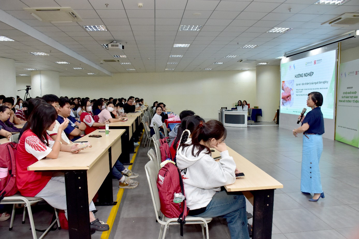 “Nhân sự kế thừa ngành y” – hành trình người trẻ tiếp bước tri thức và y đức- Ảnh 3.