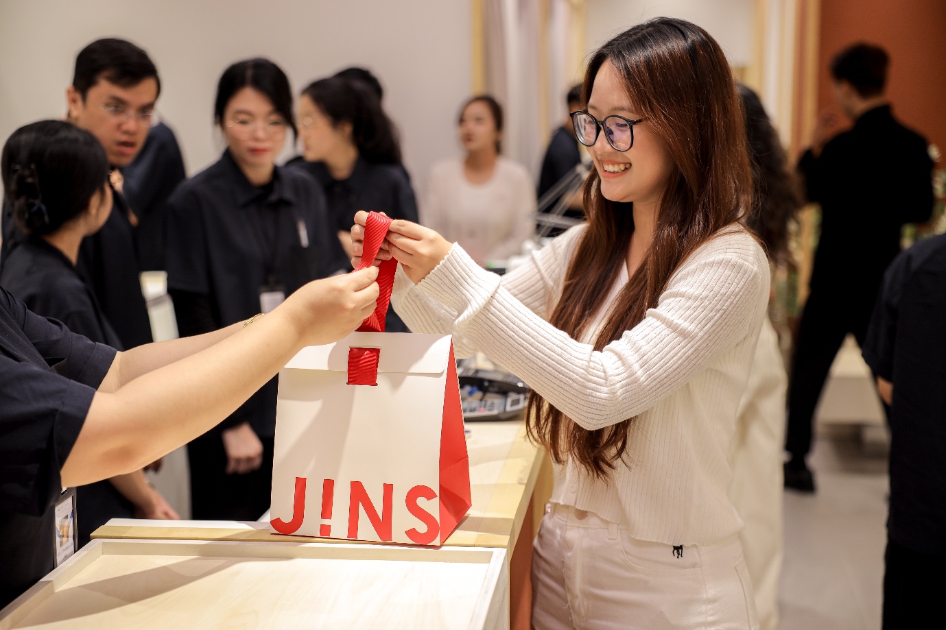 Tại sao kính mắt JINS đang trở thành món “must-have” của những người có gu?- Ảnh 11.