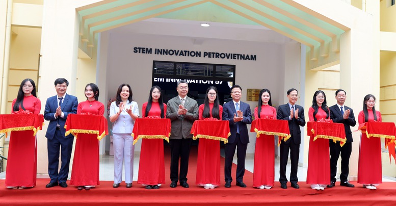 Khẳng định vị thế 'điểm sáng' của giáo dục xứ Thanh- Ảnh 8.