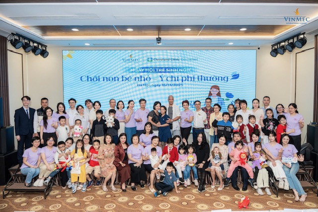 Hình ảnh hội ngộ của các trẻ sinh non tại Bệnh viện Đa khoa Quốc tế Vinmec Times City. Hình ảnh hội ngộ của các trẻ sinh non tại Bệnh viện Đa khoa Quốc tế Vinmec Times City.