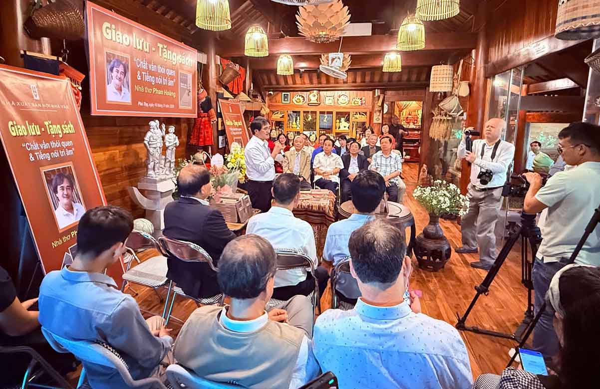 Đất Tổ Phú Thọ nồng ấm “Chất vấn thói quen” của Phan Hoàng- Ảnh 5.