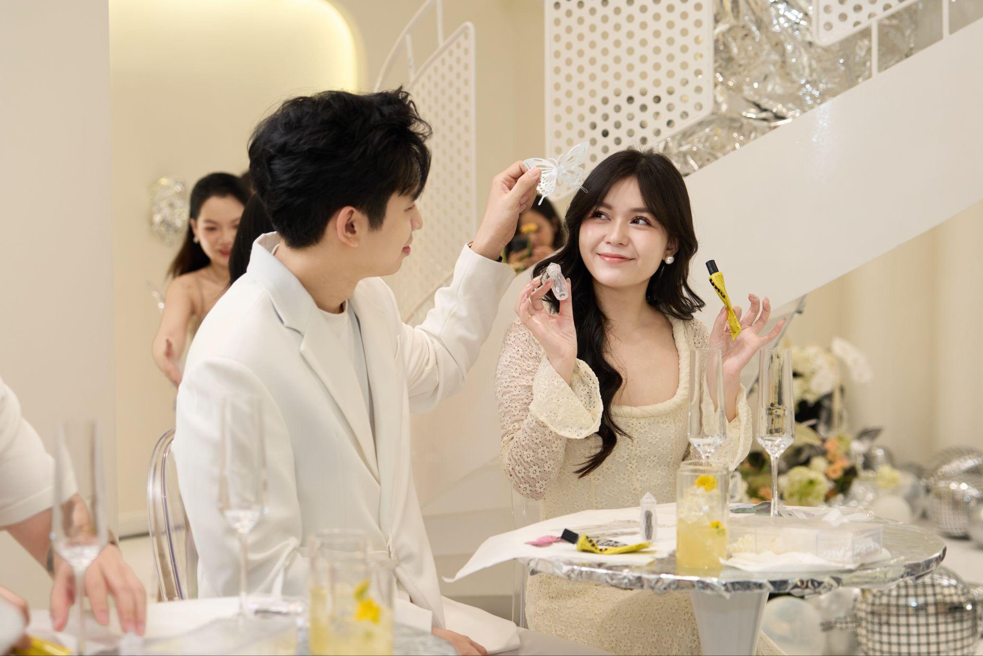 Cửa hàng kim cương mới xuất hiện “chiếm spotlight” ngã sáu Phù Đổng, hóa ra là lựa chọn cho ngày trọng đại của nhiều sao Việt- Ảnh 9.