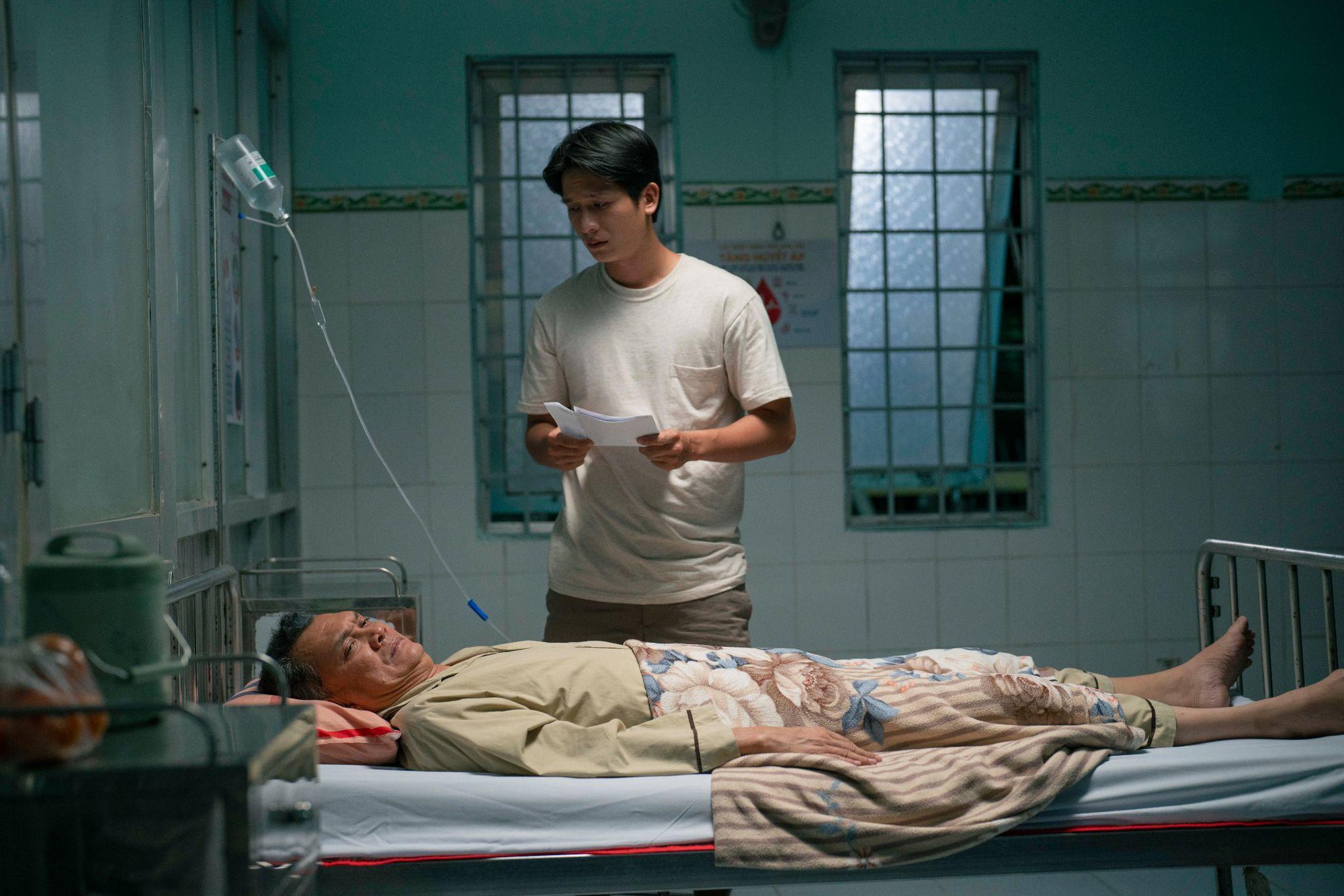 Phim “Cưới Vợ Cho Cha” - Bi hài kịch của một người con muốn làm ba tự hào- Ảnh 3.