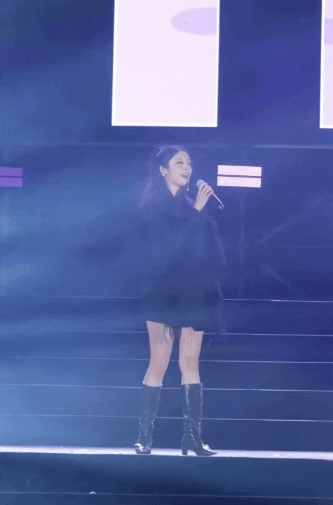 Jiyeon sang Việt Nam, tất cả đều hoàn hảo chỉ thiếu mỗi SOOBIN- Ảnh 2. Jiyeon sang Việt Nam, tất cả đều hoàn hảo chỉ thiếu mỗi SOOBIN- Ảnh 2.