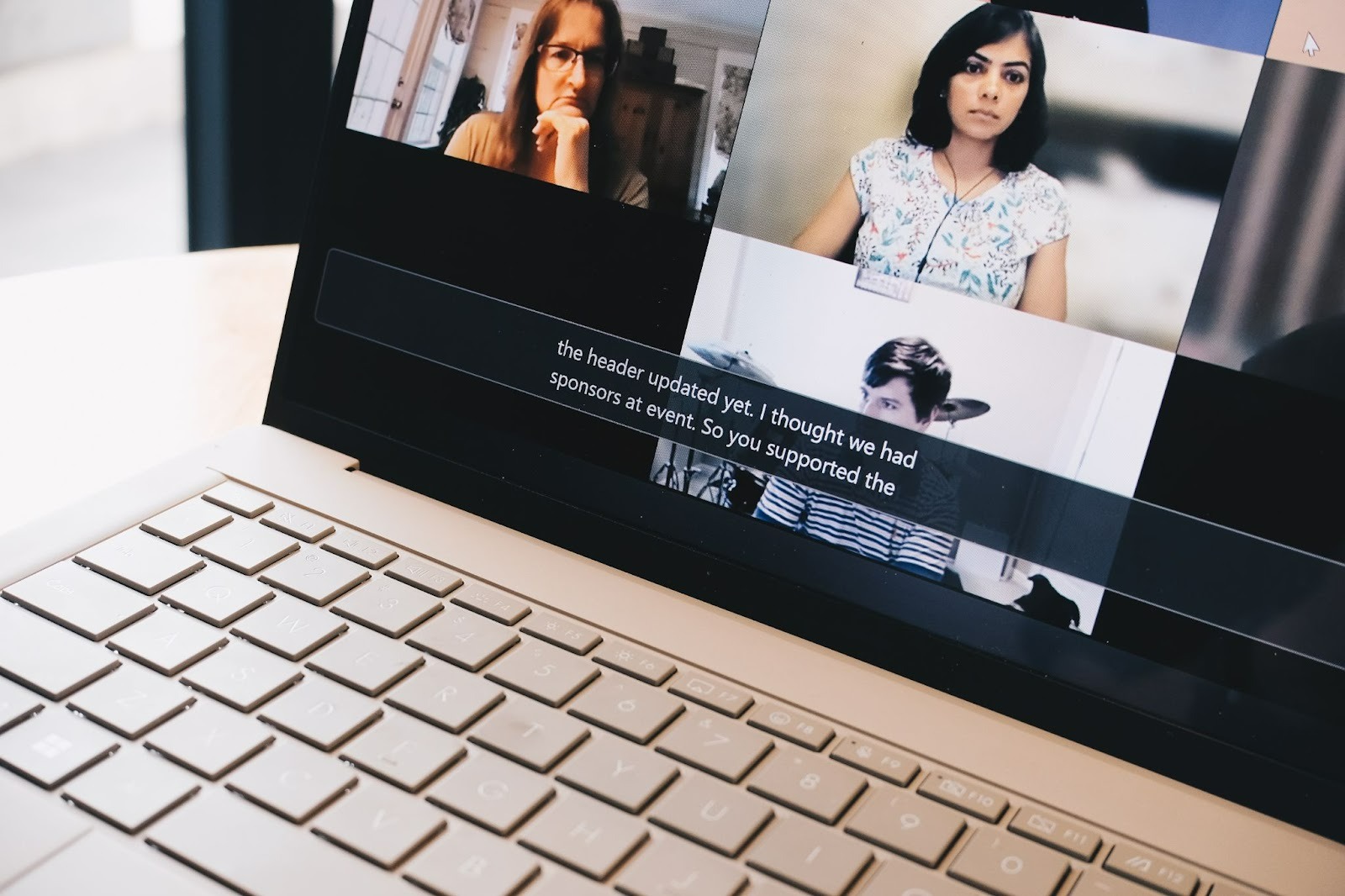 Gen Z giờ học khác xưa: Có laptop AI, deadline cũng hóa nhẹ nhà- Ảnh 1.