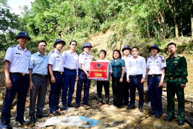 Những bước chân đi về phía nhân dân- Ảnh 6.