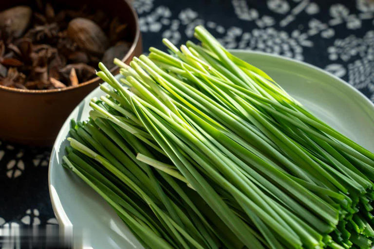 3 loại rau ăn nhiều “hại thận”, ngon bổ mấy cũng đừng tham ăn- Ảnh 2.