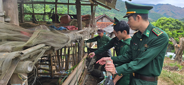 Tình cha - con vượt qua biên giới: Ấm áp nơi phên dậu Tổ quốc- Ảnh 5.