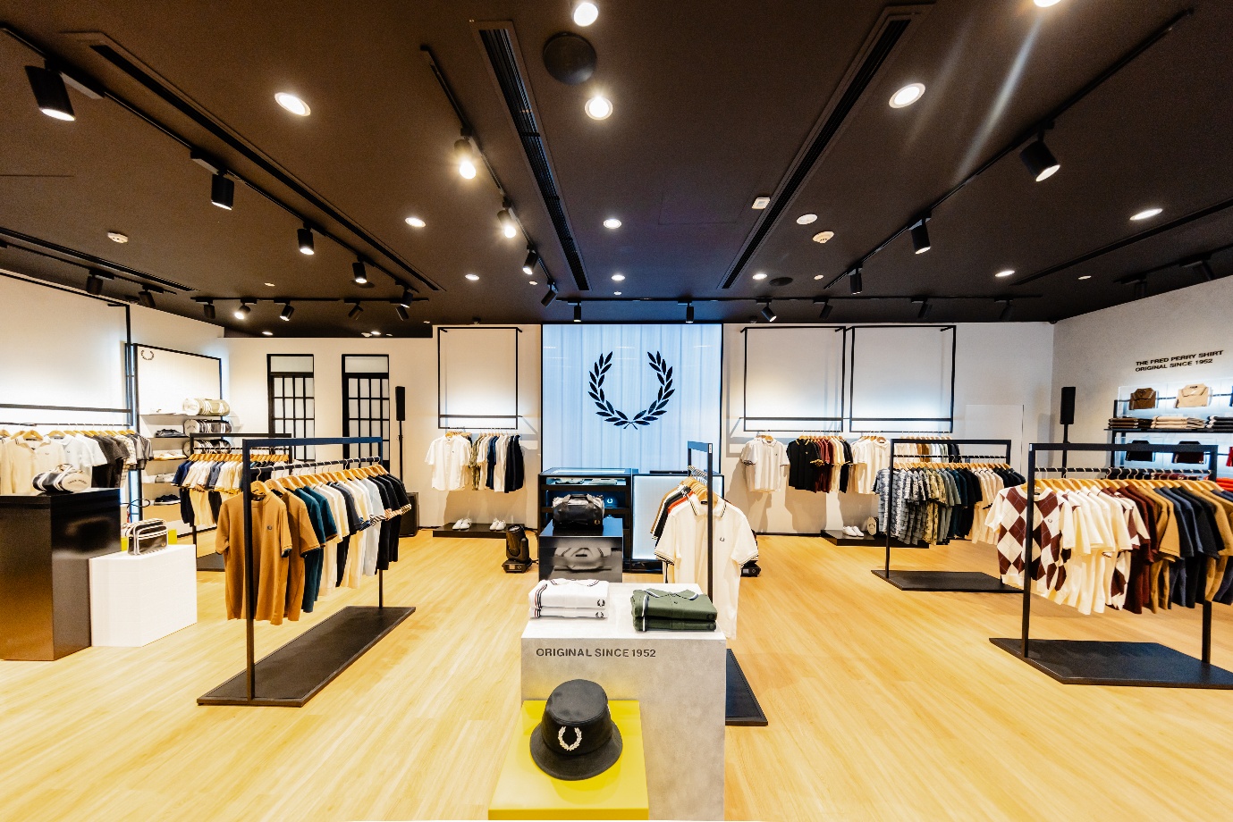 Fred Perry chính thức khai trương cửa hàng mới tại Vincom Đồng Khởi- Ảnh 2.