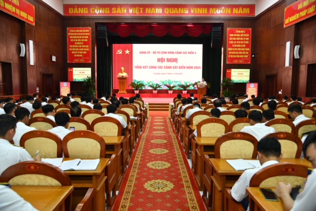 Bộ Tư lệnh Vùng Cảnh sát biển 4 hoàn thành xuất sắc nhiệm vụ năm 2025- Ảnh 1.