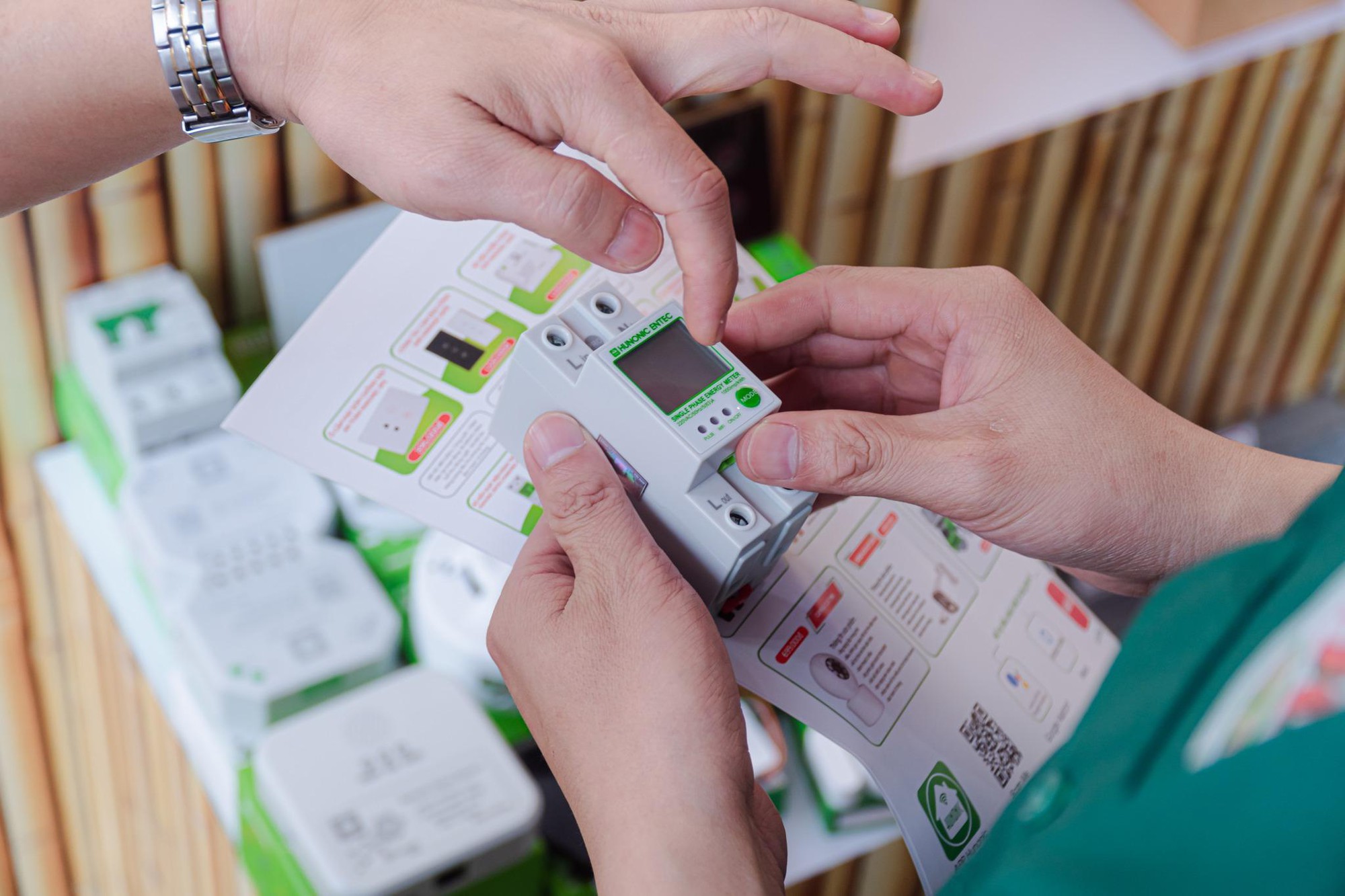 Giải ph&aacute;p gi&uacute;p người d&ugrave;ng tiết kiệm điện: Xu hướng ứng dụng c&ocirc;ng nghệ Smarthome- Ảnh 5.