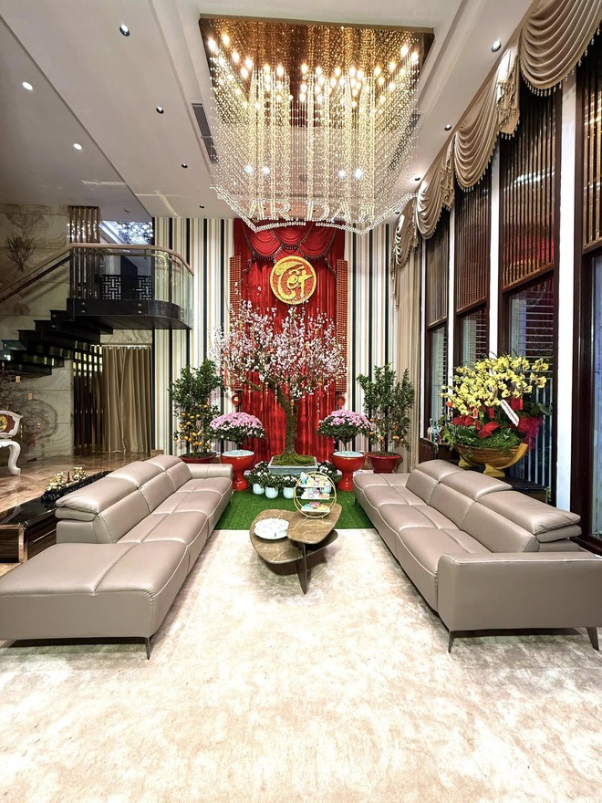 Đàm Vĩnh Hưng bán biệt thự trăm tỷ ở TP.HCM, xây cơ ngơi mới nhiều tiền hơn- Ảnh 3. Đàm Vĩnh Hưng bán biệt thự trăm tỷ ở TP.HCM, xây cơ ngơi mới nhiều tiền hơn- Ảnh 3.