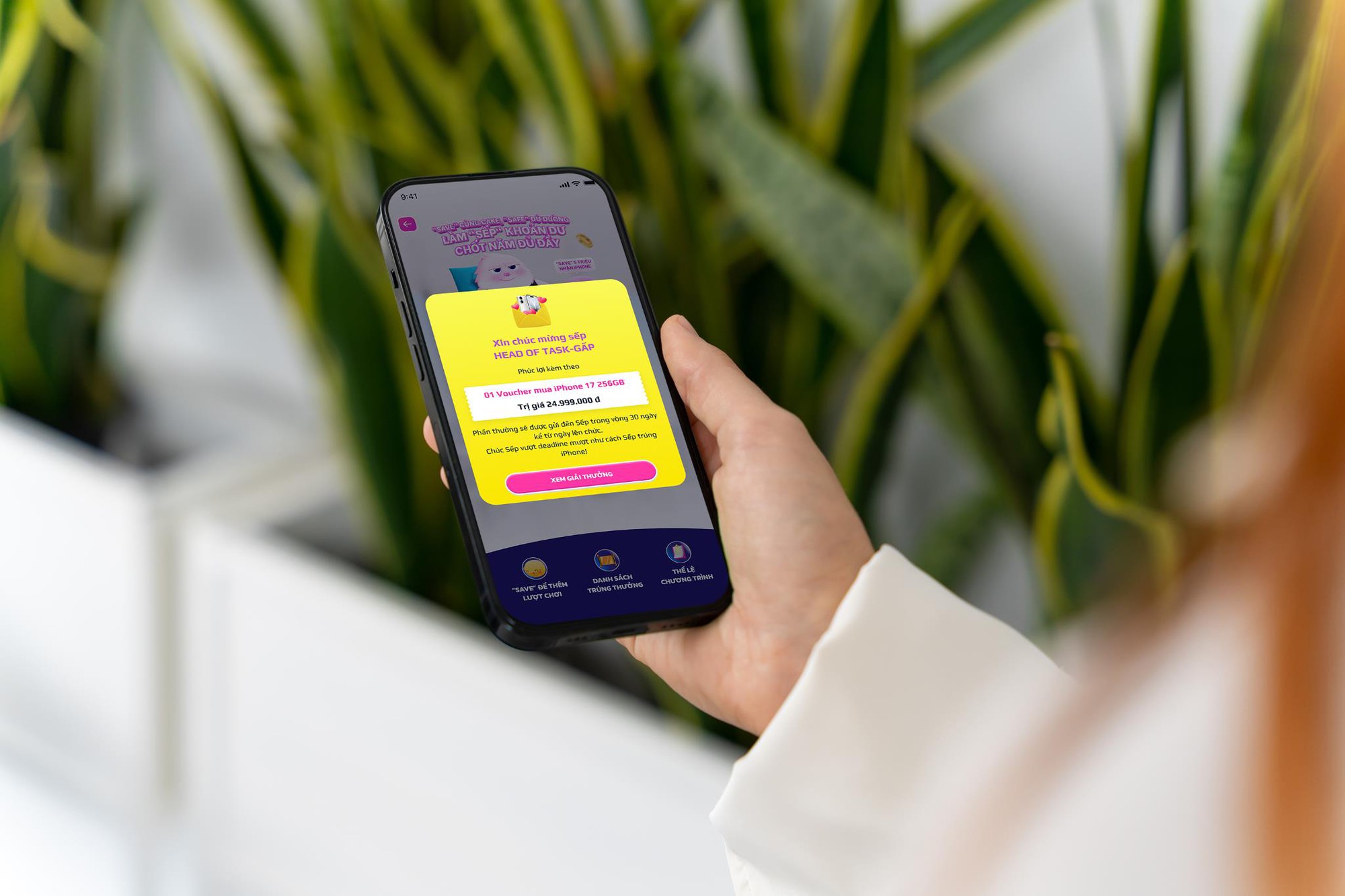 Gen Z tr&uacute;ng iPhone 17 nhờ gửi tiết kiệm online- Ảnh 2.