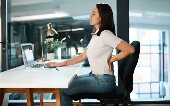 3 hành vi khiến mạch máu tắc nghẽn khiến đột quỵ ngày càng nhiều, hành vi số 2 người trẻ nào cũng mắc- Ảnh 2.