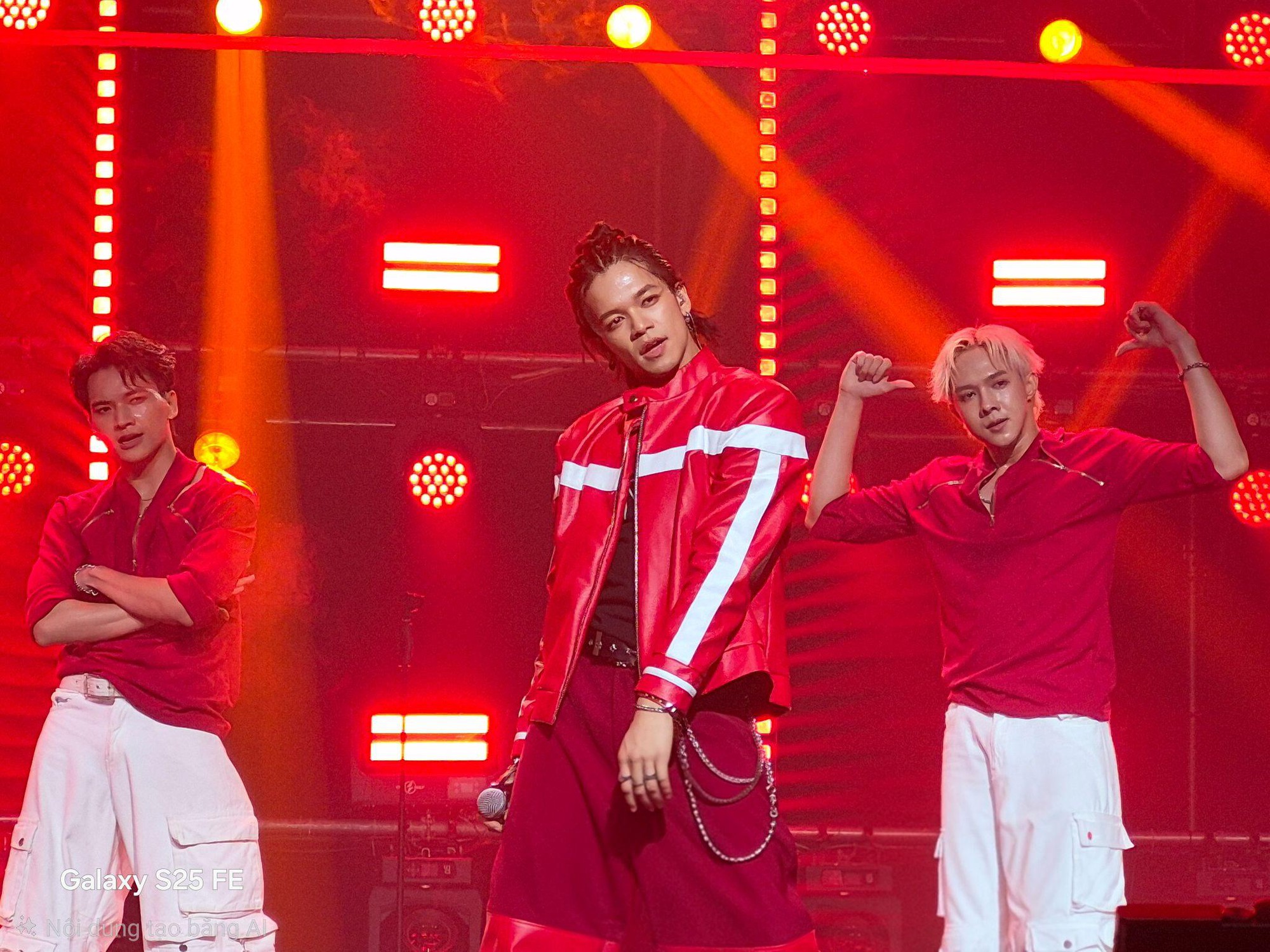 Fan Anh Trai Say Hi đổ xô duet cùng buitruonglinh, thử thách “Bật Beat Cùng Idol” gây sốt lớn- Ảnh 4.