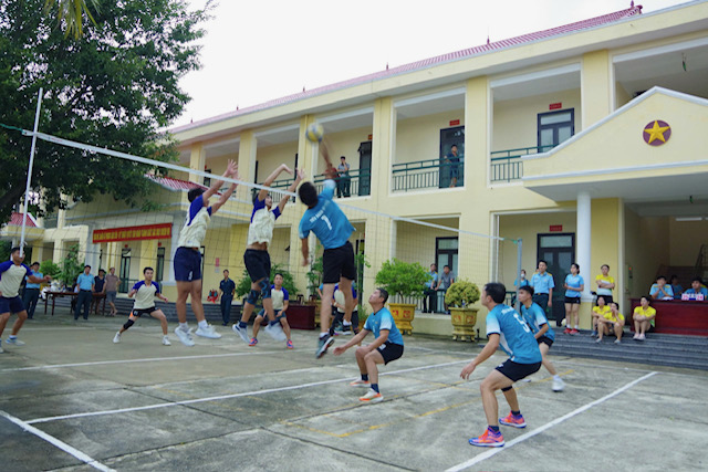 Sư đoàn 372 tổ chức giải pickleball và giải bóng chuyền chào mừng kỷ niệm 50 năm Ngày truyền thống- Ảnh 2. Sư đoàn 372 tổ chức giải pickleball và giải bóng chuyền chào mừng kỷ niệm 50 năm Ngày truyền thống- Ảnh 2.