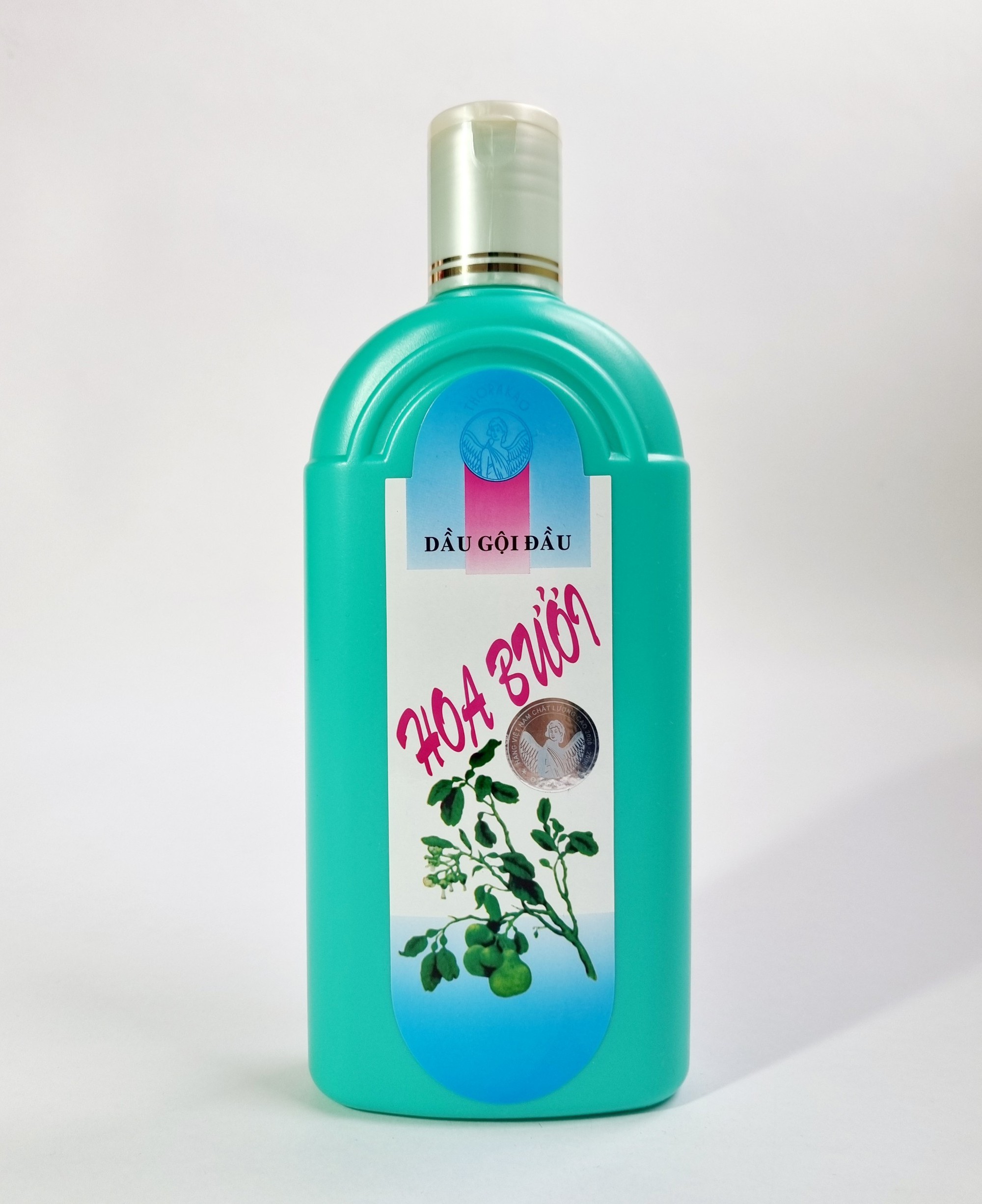 Mưa gió tóc bết, da đầu ngứa? 5 mẹo cực hay giúp tóc sạch bồng bềnh cả ngày!- Ảnh 7.