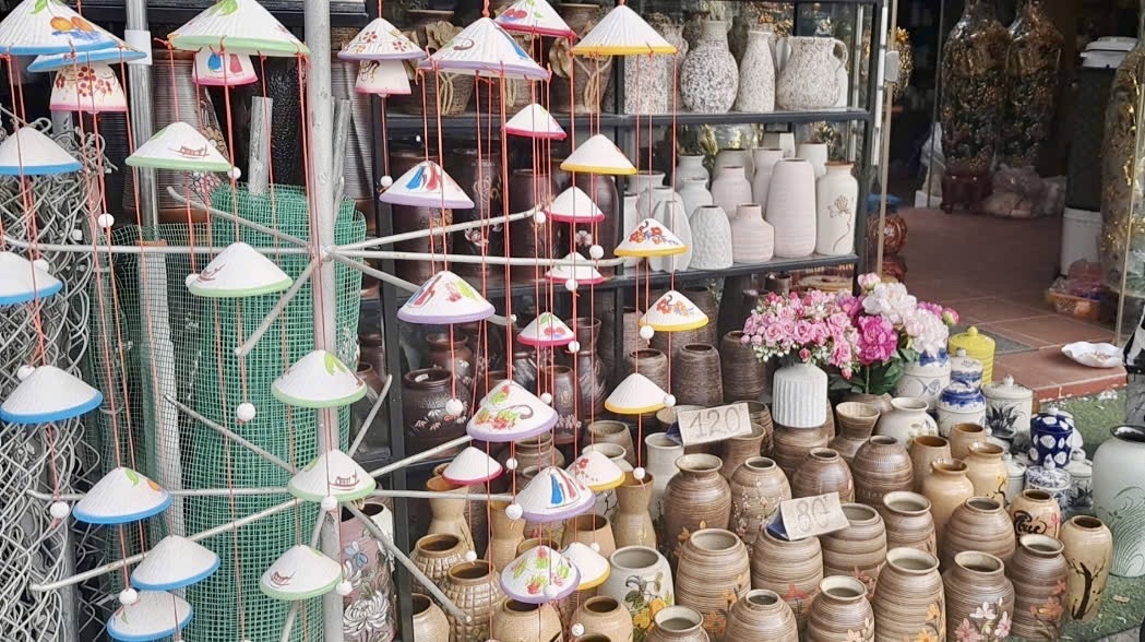 Phát triển ngành thủ công mỹ nghệ: Cần xây dựng mô hình làng nghề đạt chuẩn xuất khẩu- Ảnh 1.