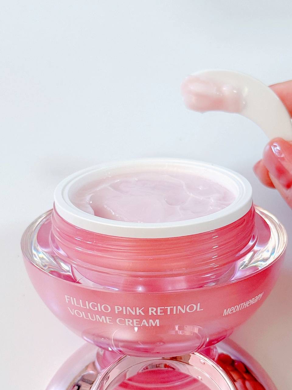 5 kem dưỡng retinol giúp làm nhỏ lỗ chân lông, dùng đều 4 lần/tuần thì da collagen tăng mạnh mẽ- Ảnh 3. 5 kem dưỡng retinol giúp làm nhỏ lỗ chân lông, dùng đều 4 lần/tuần thì da collagen tăng mạnh mẽ- Ảnh 3.