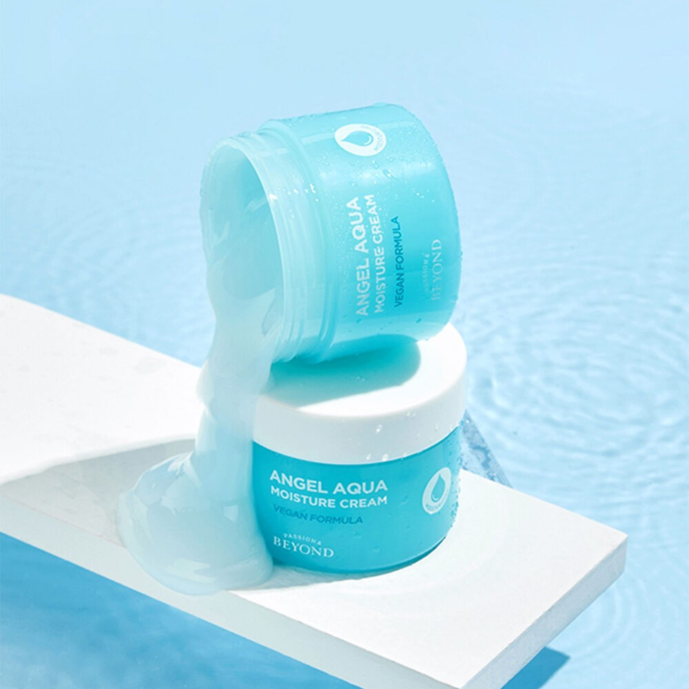 Không ai tin mẹ tôi đã 52 tuổi, tuyệt chiêu nằm ở cách bà vừa thoa vừa ấn tay lên mặt- Ảnh 10. Không ai tin mẹ tôi đã 52 tuổi, tuyệt chiêu nằm ở cách bà vừa thoa vừa ấn tay lên mặt- Ảnh 10.