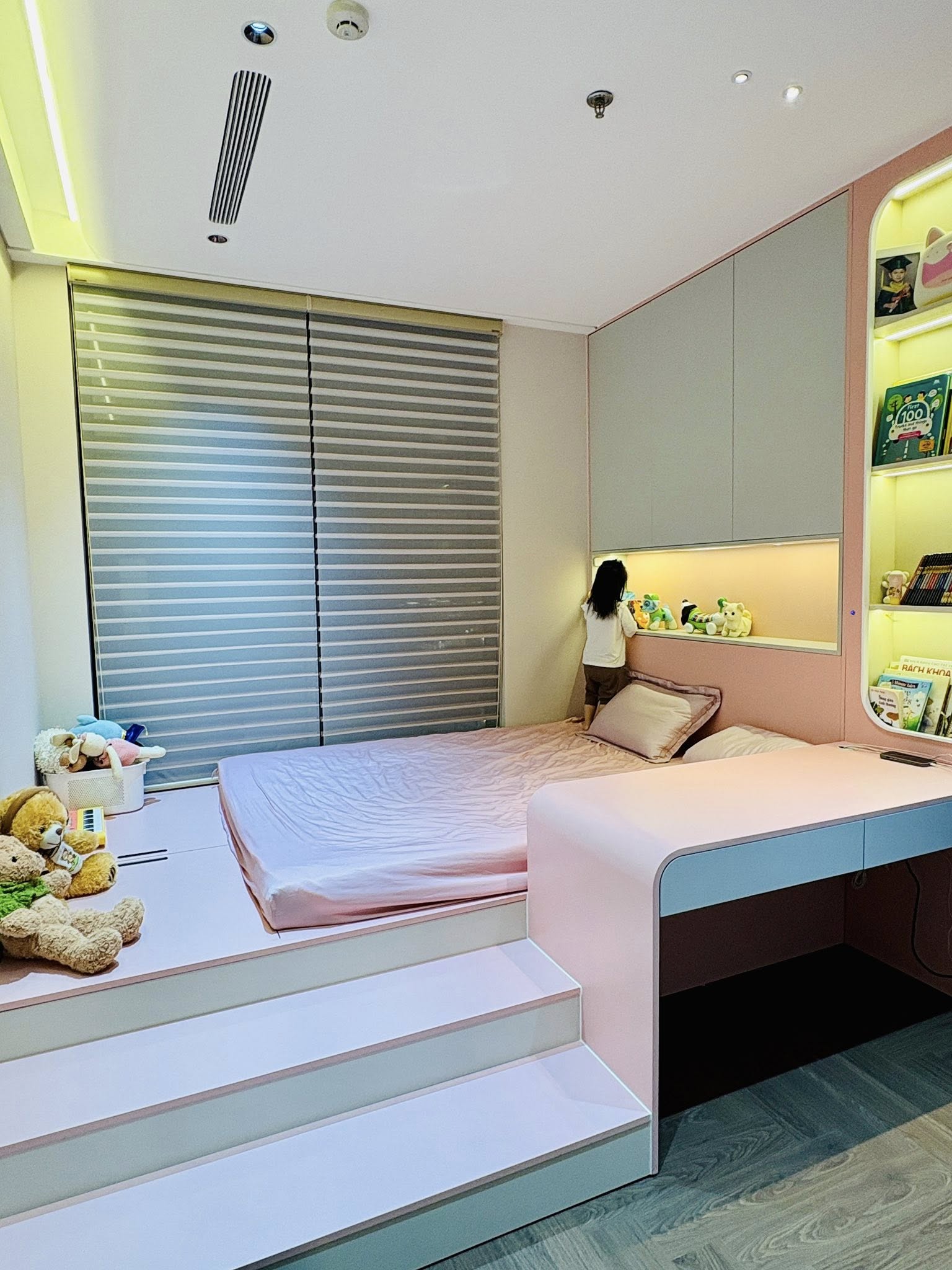 Lấy chồng 13 năm mới có con gái, đây là căn phòng mà ba mẹ thiết kế cho bé, chuẩn thế giới riêng của 