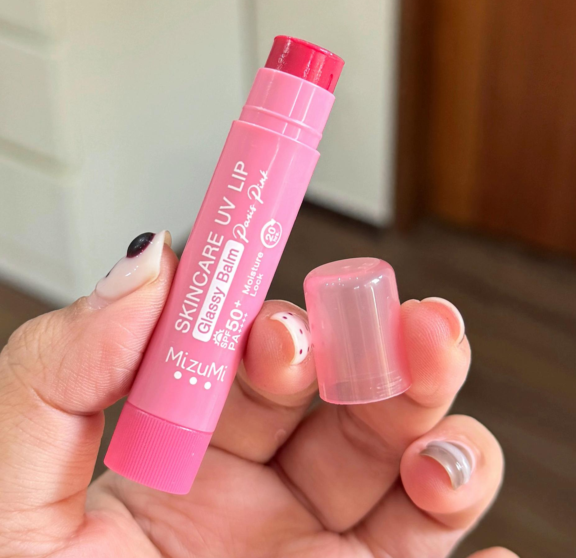 5 son dưỡng 2 trong 1: Vừa có màu, vừa chống nắng tiện dụng mà ai cũng muốn mua đi mua lại- Ảnh 2. 5 son dưỡng 2 trong 1: Vừa có màu, vừa chống nắng tiện dụng mà ai cũng muốn mua đi mua lại- Ảnh 2.