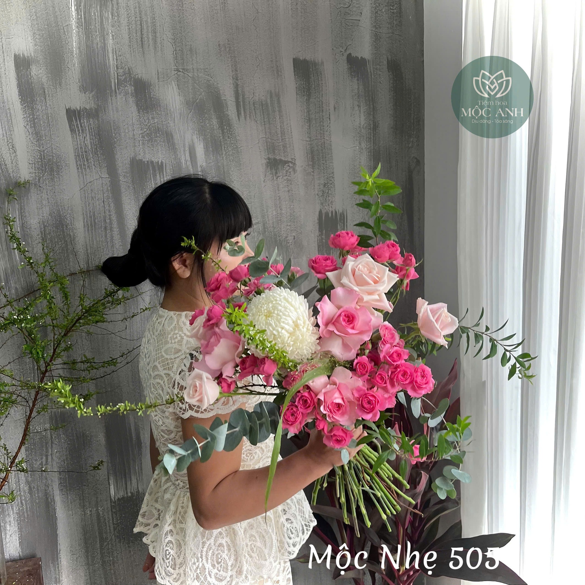 Chơi hoa kiểu mới: Set mix thả b&igrave;nh - b&iacute; quyết để cả tuần kh&ocirc;ng gian vẫn ngập sắc tươi- Ảnh 3.