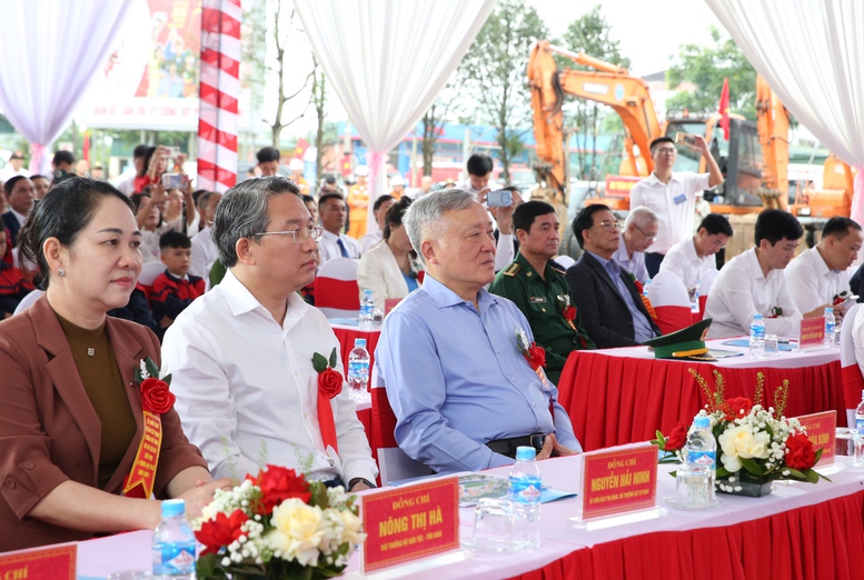 TỔNG THUẬT: Khởi công xây dựng các trường phổ thông nội trú tại các xã biên giới đất liền- Ảnh 9.