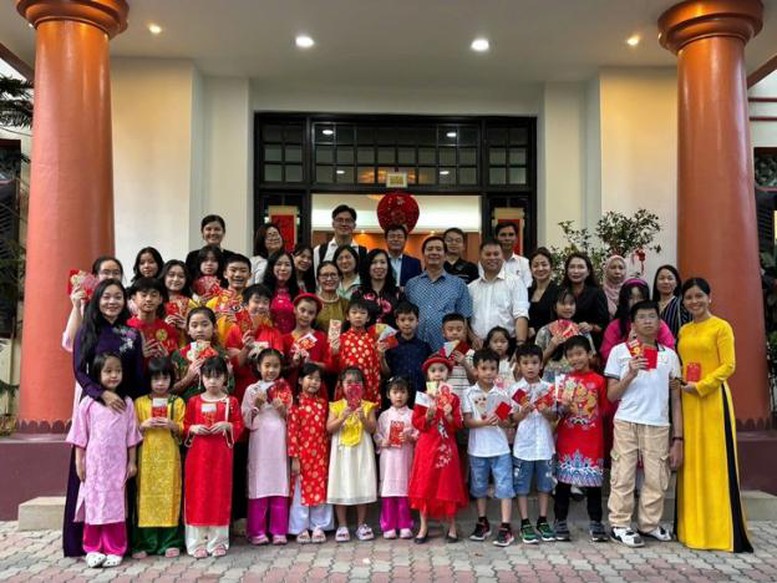 Ph&aacute;t huy tr&iacute; tuệ Việt to&agrave;n cầu - Kiều b&agrave;o hiến kế cho chiến lược văn h&oacute;a v&agrave; con người- Ảnh 3.