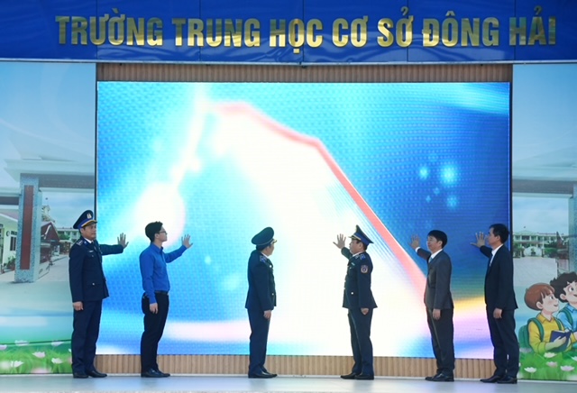 Phát động Cuộc thi “Em yêu biển, đảo quê hương” dành cho học sinh THCS trên địa bàn thành phố Hải Phòng- Ảnh 3. Phát động Cuộc thi “Em yêu biển, đảo quê hương” dành cho học sinh THCS trên địa bàn thành phố Hải Phòng- Ảnh 3.