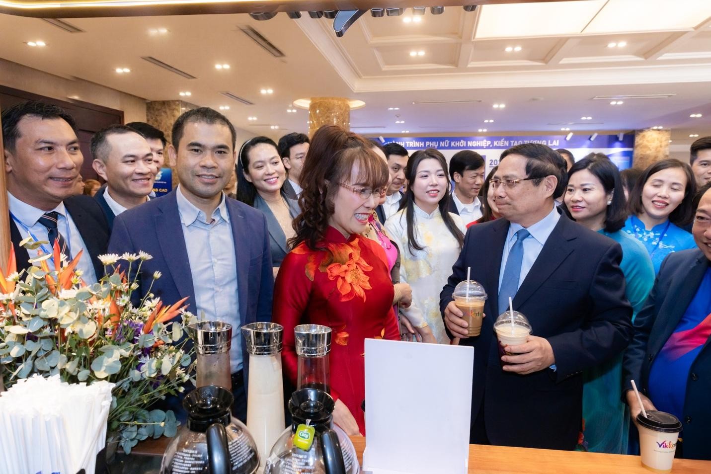 Tiến sĩ Nguyễn Thị Phương Thảo: Chị em chính là những “nữ chiến binh thầm lặng” của kinh tế tư nhân- Ảnh 10.