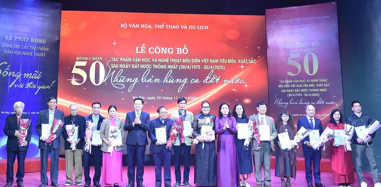 Phát động sáng tác tác phẩm văn học, nghệ thuật 'Sống mãi với thời gian'- Ảnh 1.