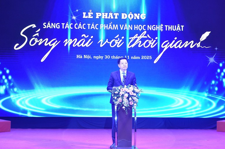 Phát động sáng tác tác phẩm văn học, nghệ thuật 'Sống mãi với thời gian'- Ảnh 2.