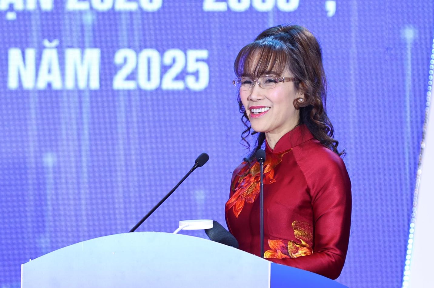 Tiến sĩ Nguyễn Thị Phương Thảo: Chị em chính là những “nữ chiến binh thầm lặng” của kinh tế tư nhân- Ảnh 4.