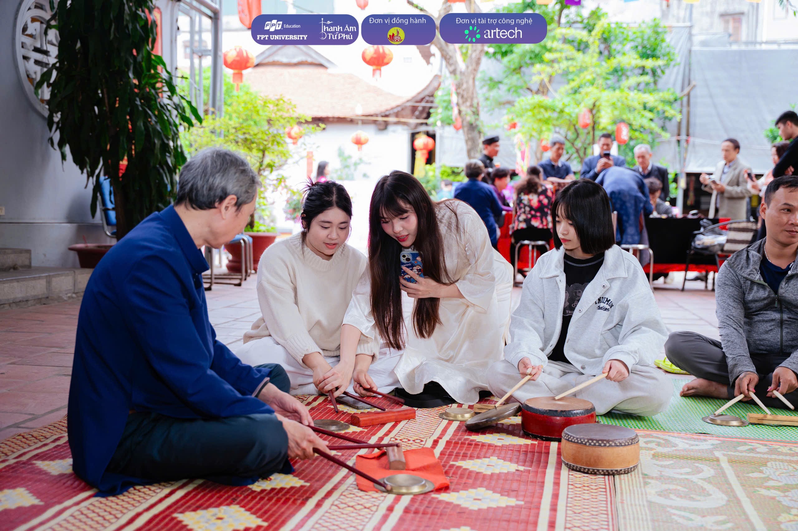 Hành trình đưa Hát Văn gần hơn với Gen Z- Ảnh 4. Hành trình đưa Hát Văn gần hơn với Gen Z- Ảnh 4.