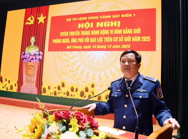 Nâng cao nhận thức về tầm quan trọng của bình đẳng giới và an toàn cho phụ nữ, trẻ em gái trong thời đại số

 

- Ảnh 1.