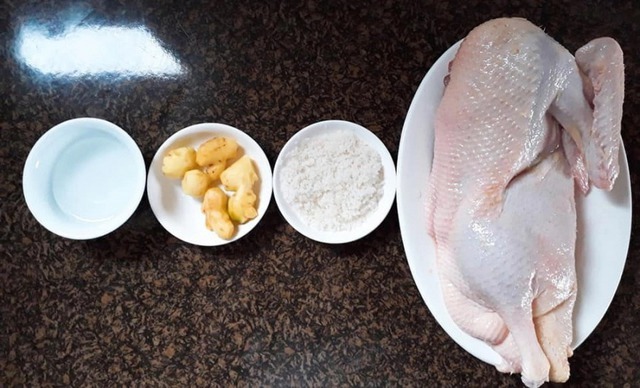 "Kẻ thù truyền kiếp" của mùi tanh: Cho vào khi nấu vịt sẽ khử sạch mùi, luộc lên thịt thơm lừng- Ảnh 2. "Kẻ thù truyền kiếp" của mùi tanh: Cho vào khi nấu vịt sẽ khử sạch mùi, luộc lên thịt thơm lừng- Ảnh 2.