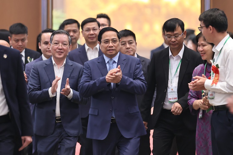 CẬP NHẬT: Hội nghị Thủ tướng Ch&iacute;nh phủ đối thoại với n&ocirc;ng d&acirc;n năm 2025- Ảnh 1.