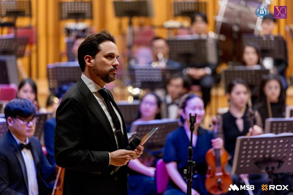 Ch&agrave;o th&aacute;ng 12 c&ugrave;ng cuộc hội ngộ của 5 kiệt t&aacute;c &acirc;m nhạc h&agrave;n l&acirc;m- Ảnh 1.