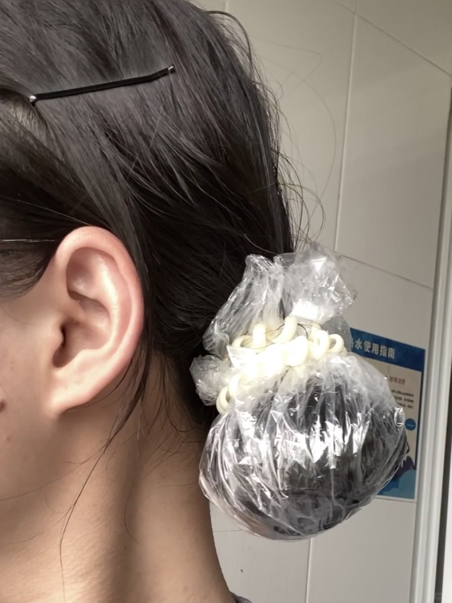 Loại dầu rẻ b&egrave;o "made in Vietnam" nhưng gi&uacute;p bạn đẹp từ đầu tới ch&acirc;n- Ảnh 3.